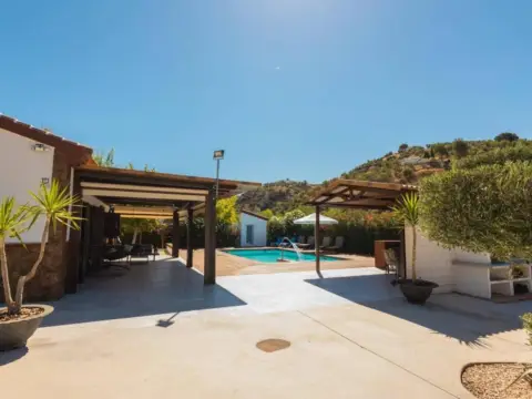 Casa rústica en Arroyo del Cerezo