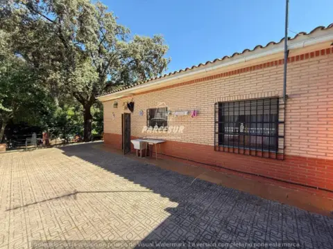 Casa rústica en Periurbano Oeste-Las Jaras