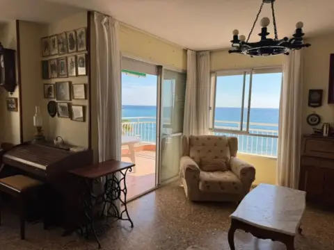 Piso en Avenida de la Constitución