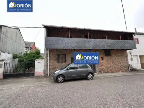 Casa rústica en Congosto