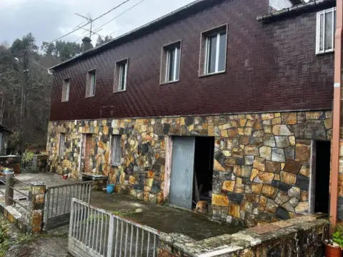 Casa rústica en Presqueiras