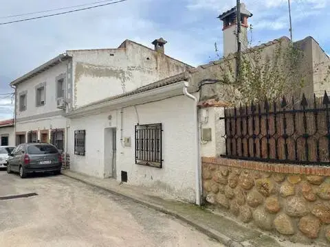 Casa rústica en Las Ventas con Peña Aguilera