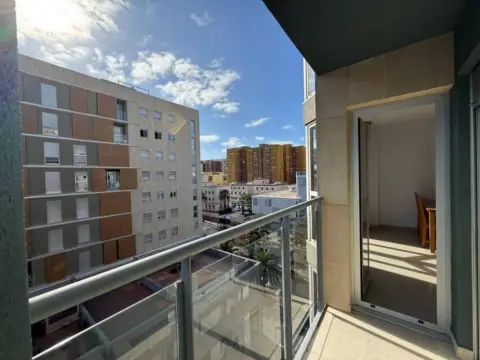 Piso en Avenida del Tres de Mayo