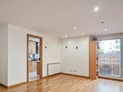 Piso en Carrer d'Arístides Maillol