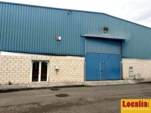 Nave industrial en Cartes