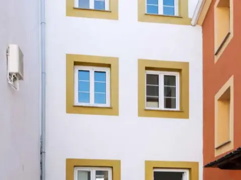 Casa adosada en Cabaleiros (Castropol)