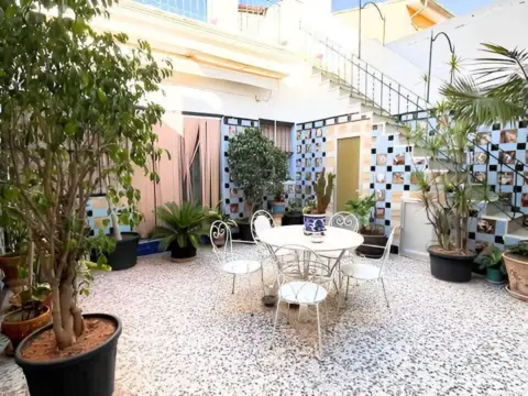 Casa en Zona Plaça de la Concòrdia