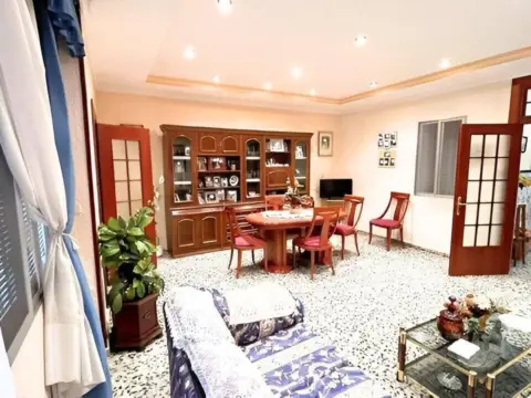 Casa en Zona Plaça de la Concòrdia