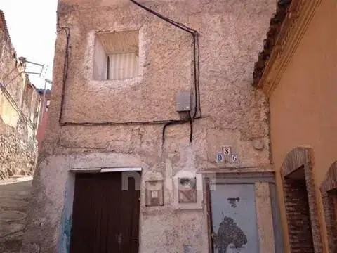 Casa adosada en Torrijo de La Cañada