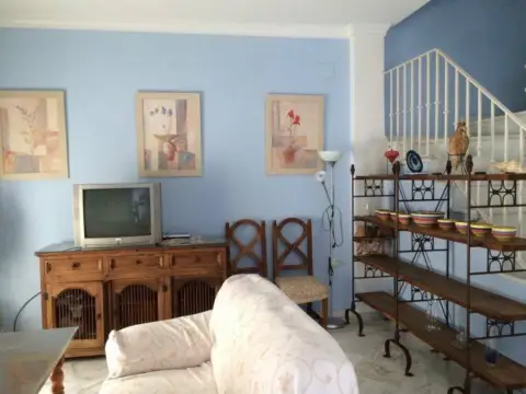 Casa adosada en Bollullos Par del Condado