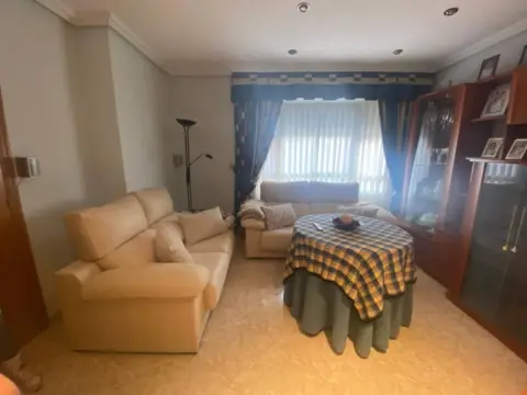 Chalet en calle Modistería