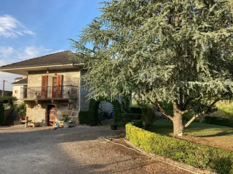 Casa en Leiro (Capital)