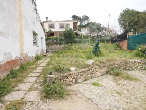 Casa en Abrera
