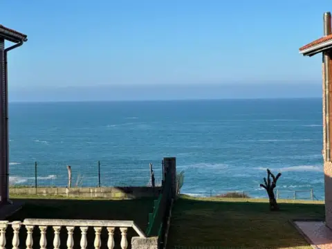 Chalet en Ajo