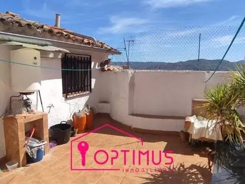 Casa adosada en Jarafuel