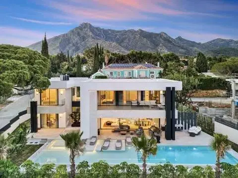 Chalet en calle Edificio La Milla de Oro, 29602 Marbella, Malaga,