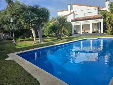 Chalet en Carrer d'Horus