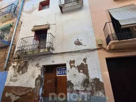 Casa adosada en Fabara