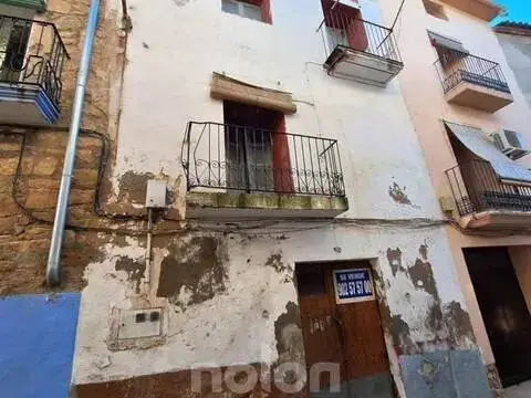 Casa adosada en Fabara
