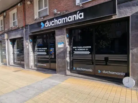 Local comercial en Avenida de la Constitución