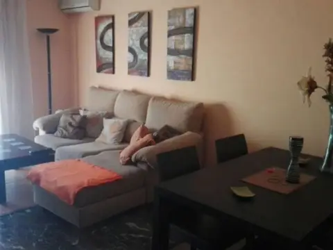 Casa adosada en Ctra. de Circunvalación-La Magdalena