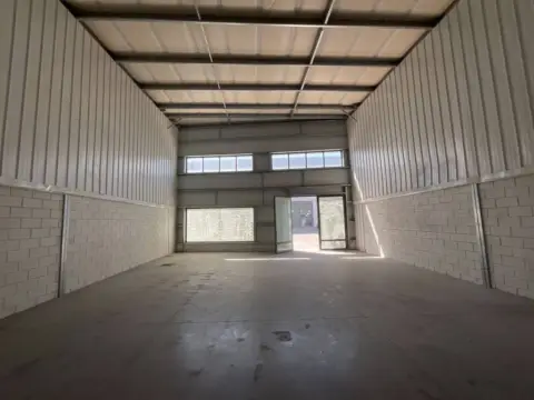 Nave industrial en Zona Cueva de Menga