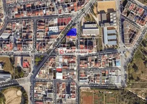 Terreno en Carrer del Camí dels Monjos