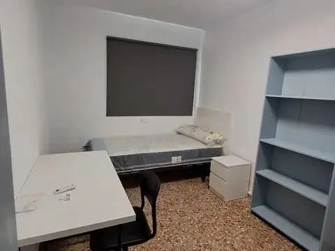 Habitación en Ciutat Jardí
