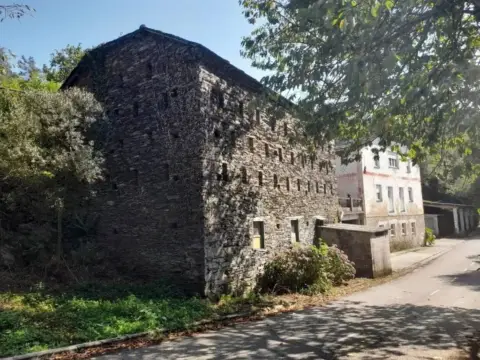 Chalet en Coaña