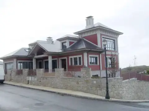 Chalet en Navia