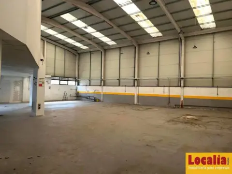 Nave industrial en Peñacastillo-Nueva Montaña