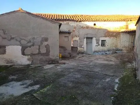 Casa en Aldeanueva de Barbarroya