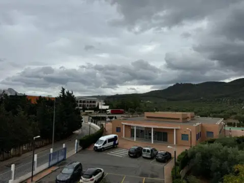 Local comercial en Zona Cueva de Menga