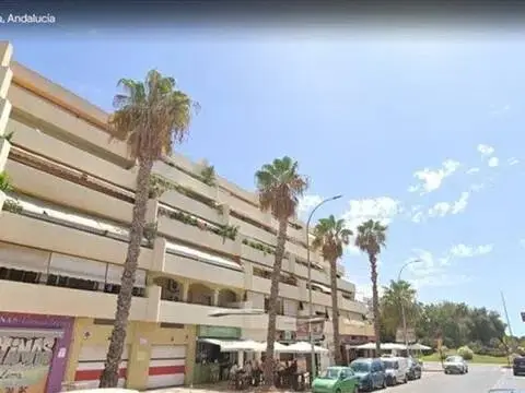 Ático en Santa Paula-La Paz-Los Guindos-Parque Mediterráneo