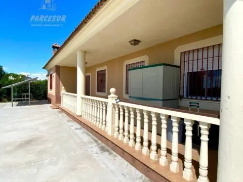 Casa rústica en Almodóvar del Río