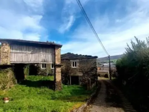 Casa en Espina (Vegadeo)