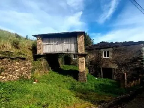 Casa en Espina (Vegadeo)