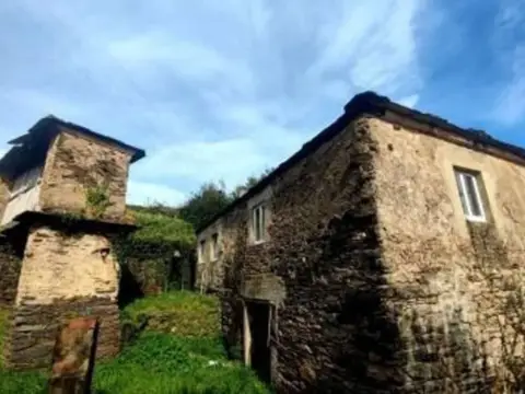 Casa en Espina (Vegadeo)