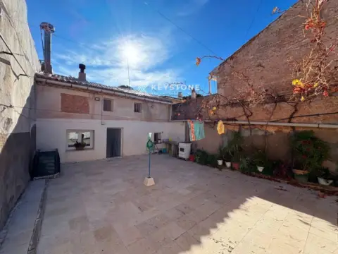 Casa en Algueña