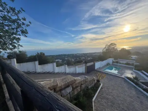 Casa rústica en calle Hiedra