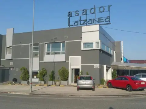 Local comercial en Valle de Elorz - Elortzibar