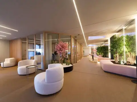 Piso en calle Palomar Con C/ Fernando Pessoa, nº 41