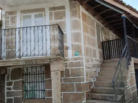 Casa adosada en O Pereiro de Aguiar