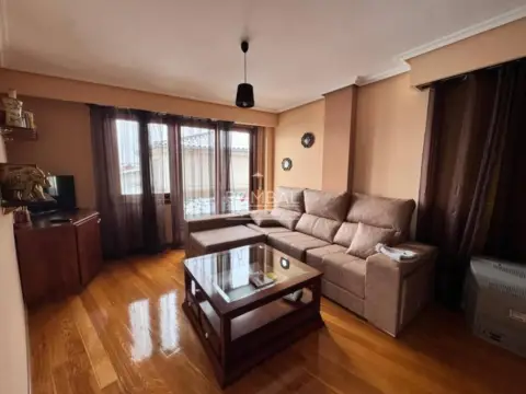 Piso en Xinzo de LIMIA