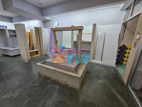 Local comercial en Universidad