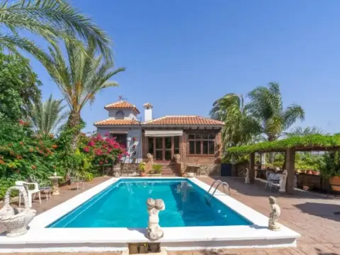 Chalet en Alhaurín de la Torre