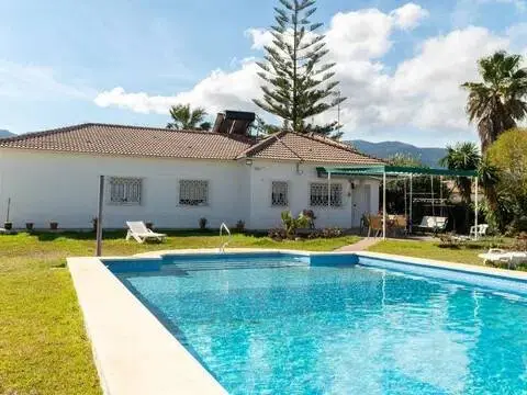 Casa rústica en La Alquería-Torrealquería