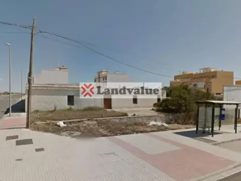 Terreno en calle de Baños los
