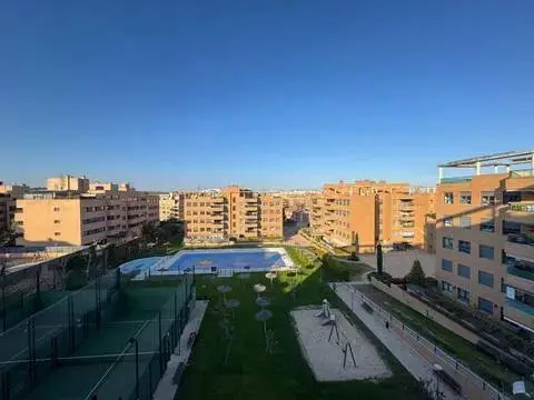 Piso en Rosa Luxemburgo-Padrerón-Polígono Industrial Norte