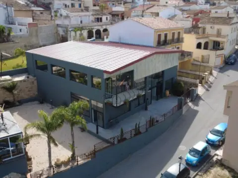 Local comercial en Orba